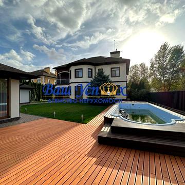 Миру вул., 55