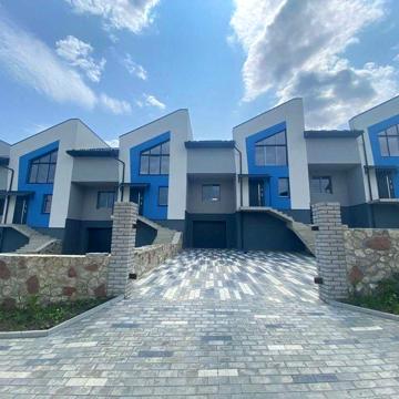 Котеджі (таунхауси) в с. Байківці передмістя Тернопіль від забудовника