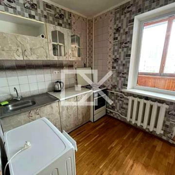 Урлівська вул., 1/8