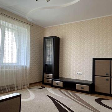 2 комн. квартира с мебелью  в новострое (собственник)