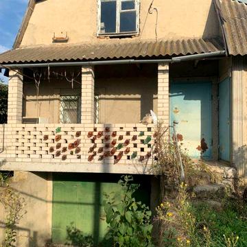 Торг. Дачный дом с участком и гаражом, СОГ «Ветеран»