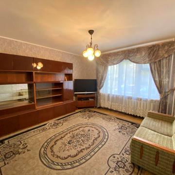 Продам 3к квартиру в Центрі міста, вул. Спаська Л1