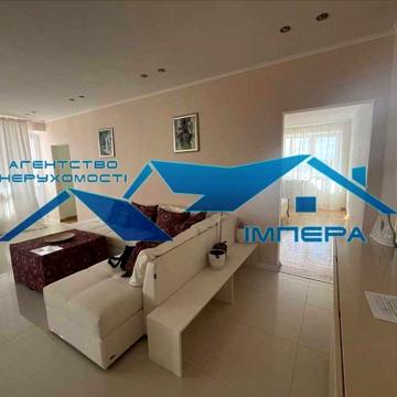 Продаж 3-х кімнатної квартири в Новобудові