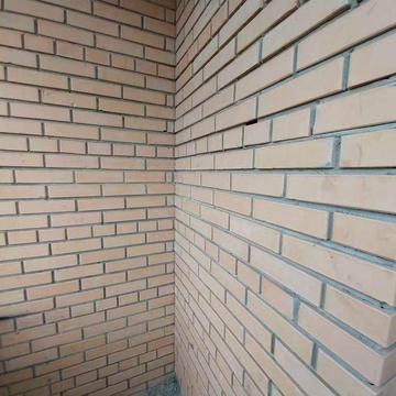 Центр. Квартира в новому, обжитому будинку з індивідуальним опаленням.