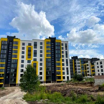 Продаж 3-кімнатної квартири в новобудові, район Бам