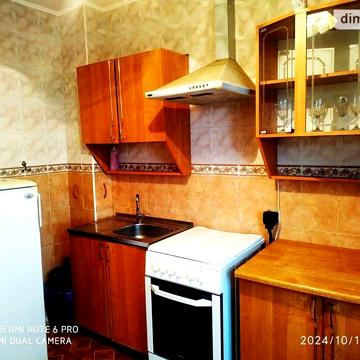 Продаж 2к Квартира вул. Середньофонтанська
