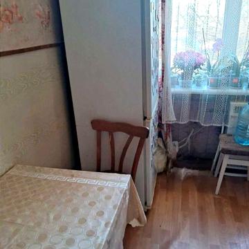 Продам 3-к квартиру +гараж у дворі в центрі міста