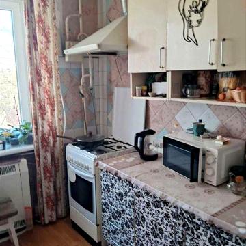 Продам 3-к квартиру +гараж у дворі в центрі міста
