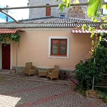 Будинок у Старому місті в оренду. Без комісії