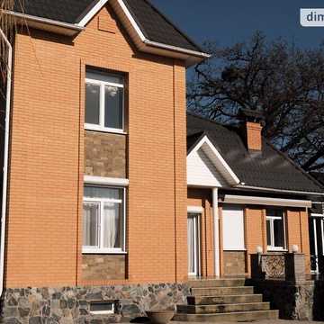 Продаж 3к Дім Берегова вулиця