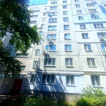 Митницька, 17/1