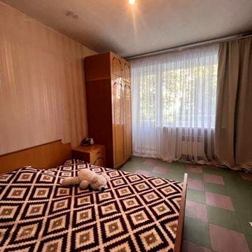 Продам 2 к квартиру на Новомиколаївці