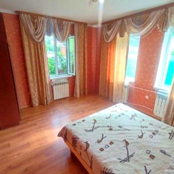 Здам будинок на Замості
