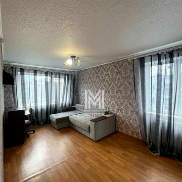 Продам 3 к. квартиру ул. Гвардейцев Широнинцев, метро Героев Труда