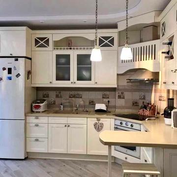 Дуплекс з гарним РЕМОНТОМ в оточенні сосен. Зручний виїзд на Київ