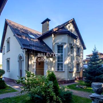 Продаж симпатичного будинку поряд із Голосіївським парком