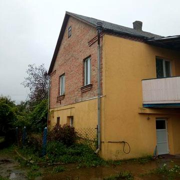 Продається приватизований житловий будинок в селі Верхів Рівненської о