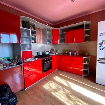 (13) Продам дом в пгт. Овидиополь. 3 отдельные комнаты, 13 соток .