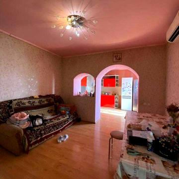 (13) Продам дом в пгт. Овидиополь. 3 отдельные комнаты, 13 соток .