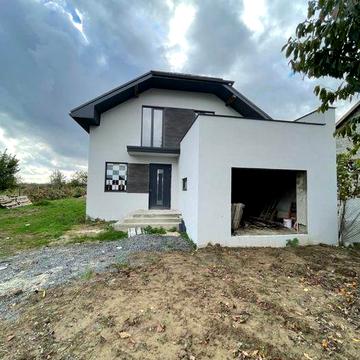 Продаж будинку в Сторожниці