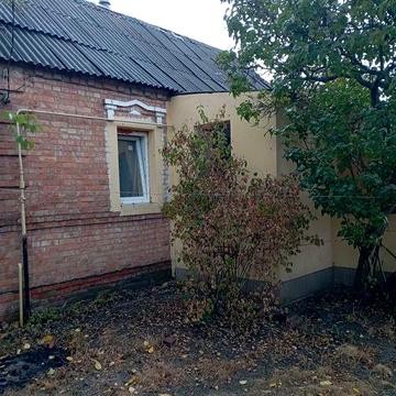 Продам небольшой домик  в Малой Даниловке.