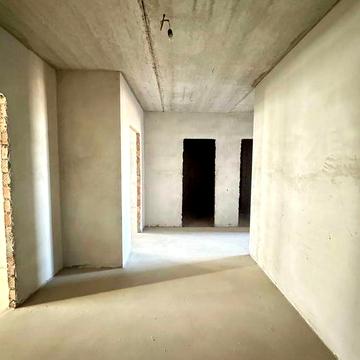 2к квартира в зданому будинку ЖК Рауш