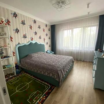 Продаж 5к Дім Горіхова вулиця