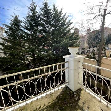 Продаж 5к Дім Дмитрія Донського вулиця
