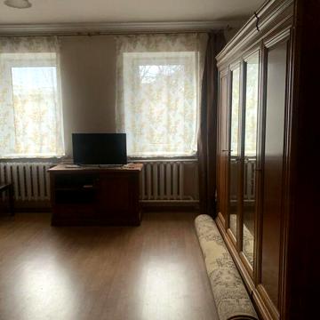 Продаж 3к Дім Космонавта Комарова вулиця
