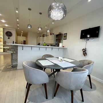 Продаж 2к Квартира Радісна вулиця