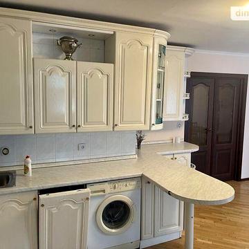 Продаж 5к Квартира Базарна вулиця