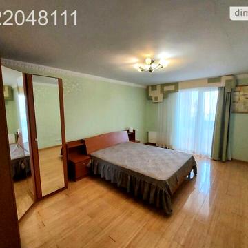 Продаж 3к Квартира Маршала Говорова вулиця
