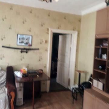 Продаж 2к Квартира вул. Середня