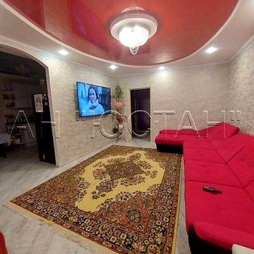 Продаж 3к Квартира Парусна вулиця
