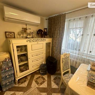 Продаж 3к Квартира Сергія Ядова вулиця
