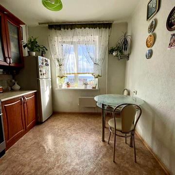 Продаж 2к Квартира Лазурна (Гайдара) вулиця