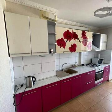 Продаж 3к Квартира Скидановська вулиця