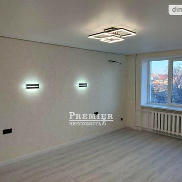 Продаж 1к Квартира Різдвяна вулиця