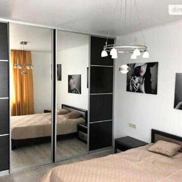 Довгострокова оренда 1к Квартира Крехівська вулиця