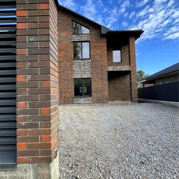 Продам будинок (дуплекс) в мальовничому місці, поруч з парком перемоги