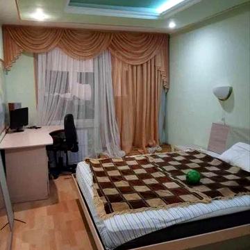 Продам 3 к. Тарасовский въезд, метро Защитников Украины, Спортивная