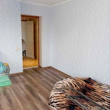 (5)   Продам 4к квартиру на Карла Маркса 8916