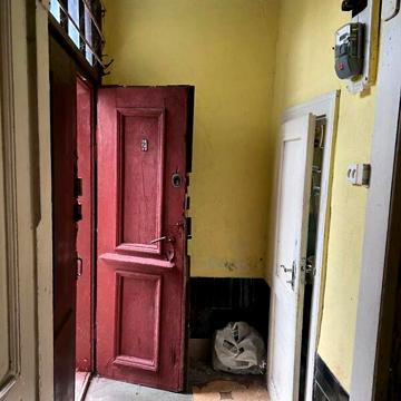 Продаж 2к Квартира вул. Тарнавського