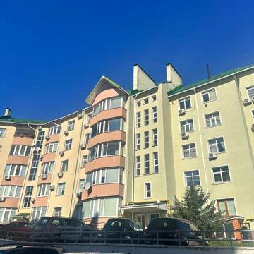 Продам ексклюзивну квартиру з ремонтом ЖК Петропавлівський
