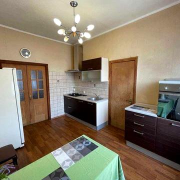Продам 2х кімнатну кв. Пр. С. Нігояна. Автономне опалення. Ремонт