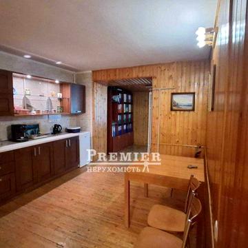 Продам 3-к. квартиру в морському квадраті