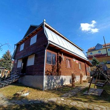 Продається будинок + земля, діюча Вілла, на курорті м. Східниця!