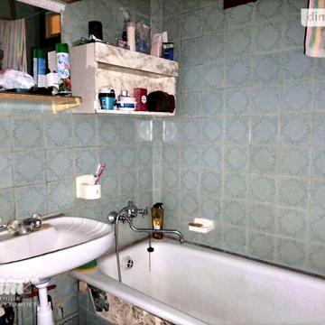 Продаж 2к Квартира Лесі Українки вулиця