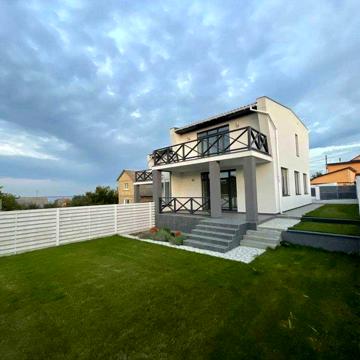Продажа стильного дуплексу з видом на Київське море! Cтарі Петрівці!