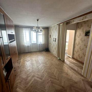 Продам 2 кім квартира М.Лагунової 7